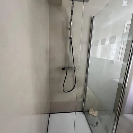 Plumes De L'agout Castres (Tarn)